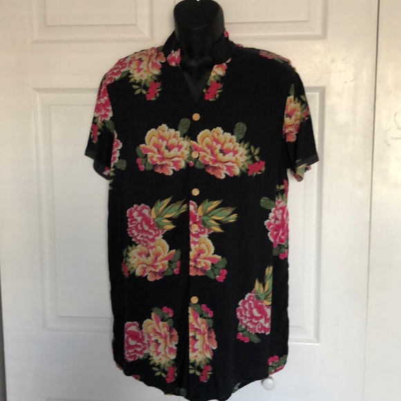 PAVO Other - PAVO RETRO STYLE SHIRT
